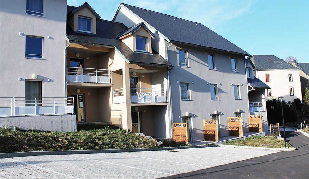 Aparthotel Aux Balcons Du Sancy Picherande Exterior foto